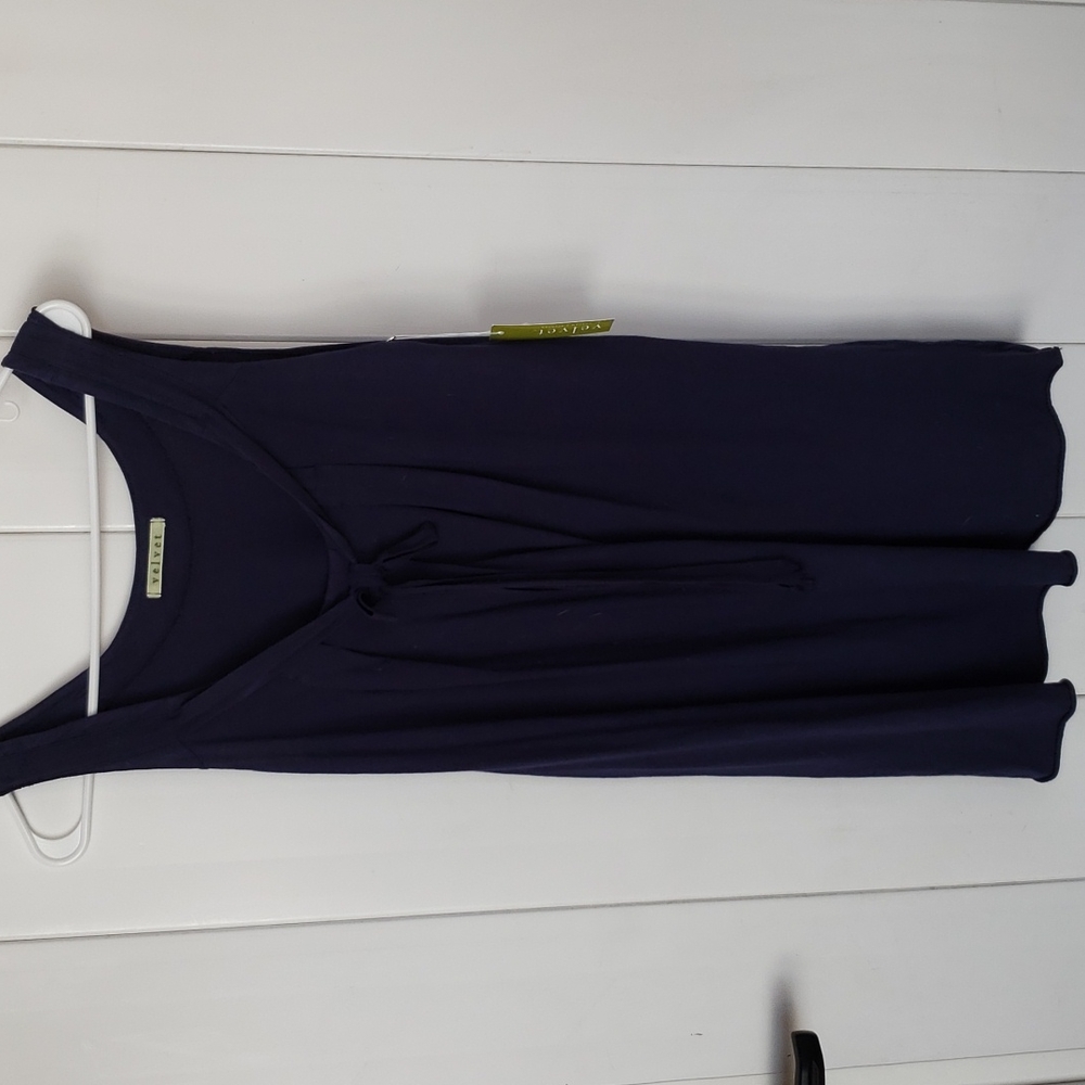 Sleeveless Velvet top
